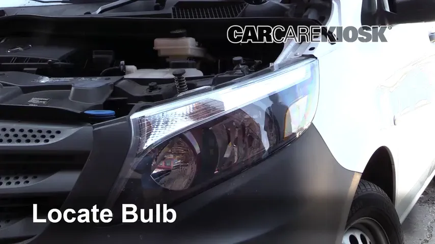2019 Mercedes-Benz Metris 2.0L 4 Cyl. Turbo Mini Cargo Van Éclairage Feu clignotant avant (remplacer l'ampoule)